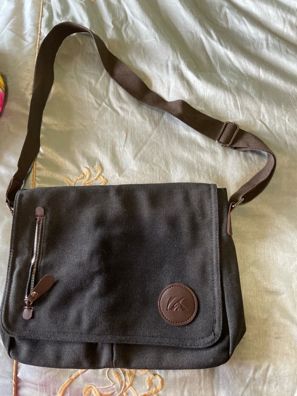 Women’s Black Canvas Messenger Bag with Adjustable Strap